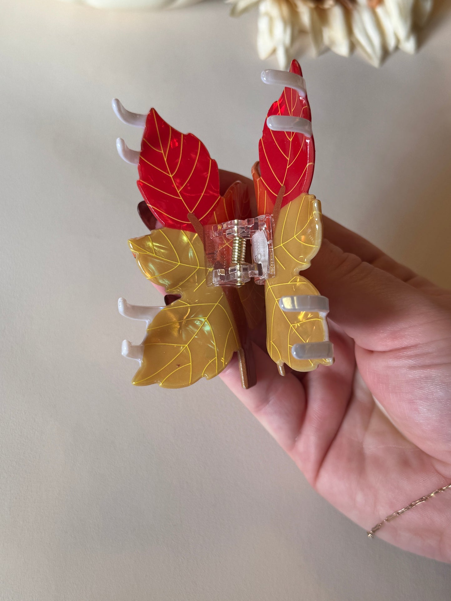 Autumn Leaf Claw