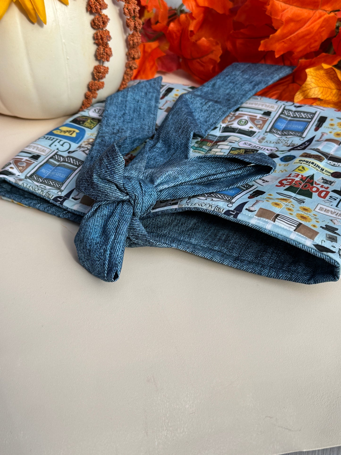 Gilmore Girls Quilted Book Sleeve