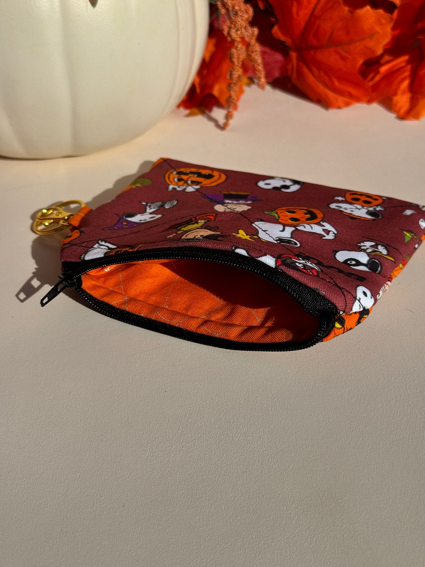 Charlie Brown Halloween Mini Wallet Keychain