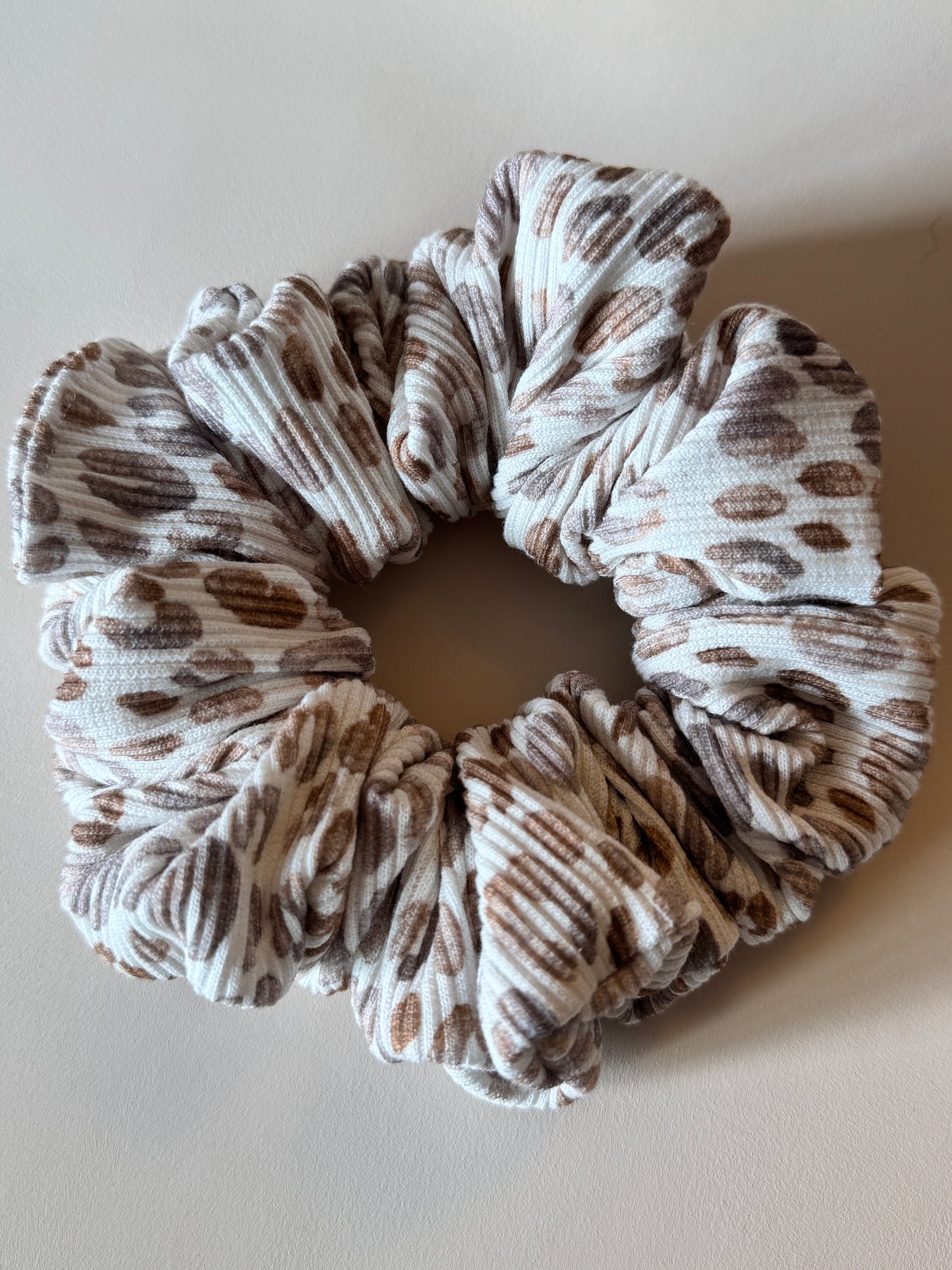 Cinnamon Spots Scrunchie