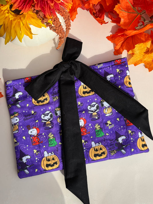 Snoopy Trick Or Treats Quilted Book Sleeve