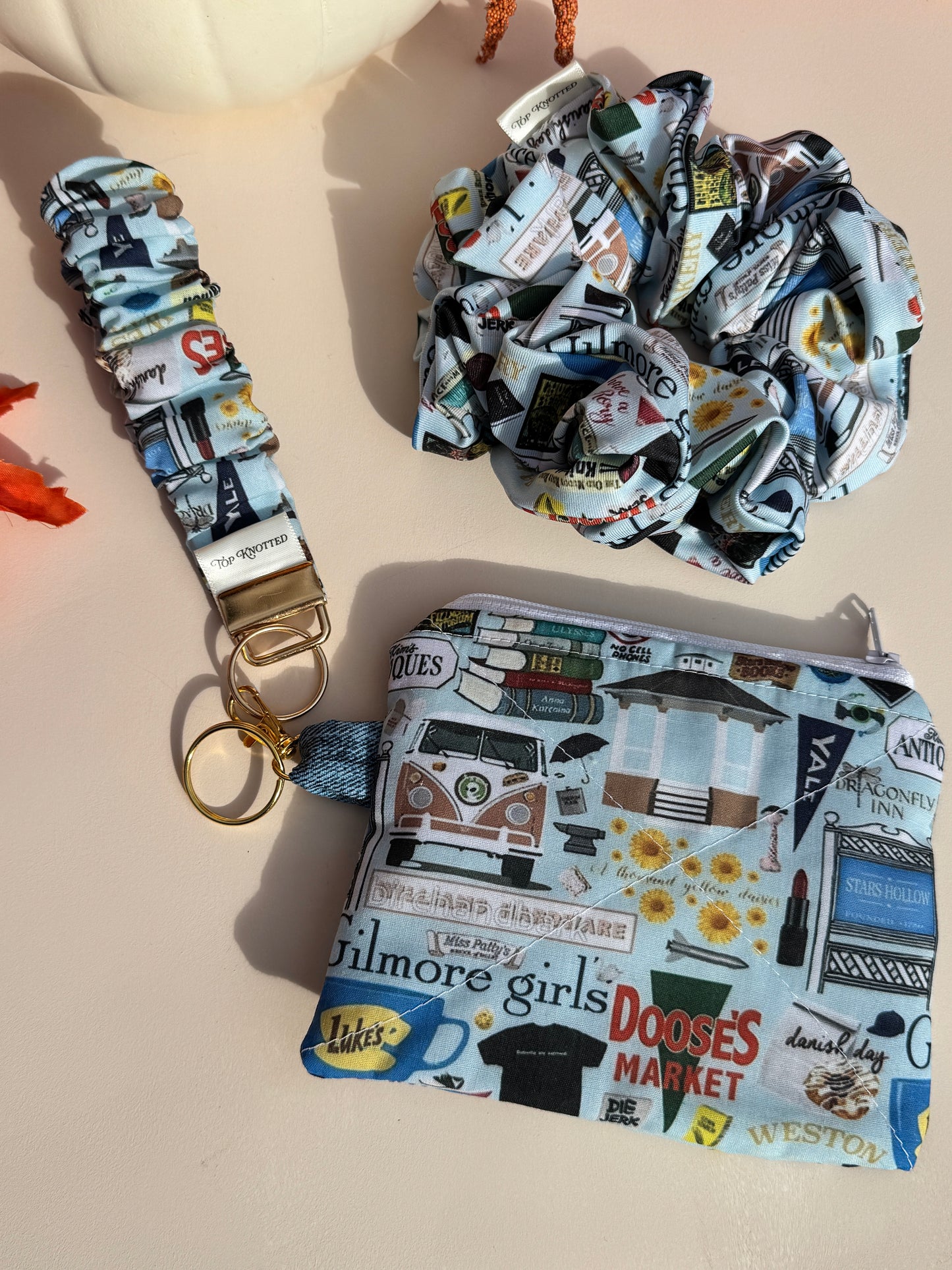 Gilmore Girls Mini Wallet Keychain
