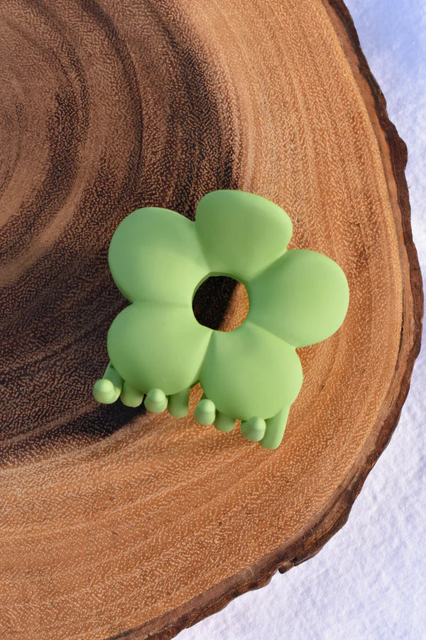 Flora Flower Claw