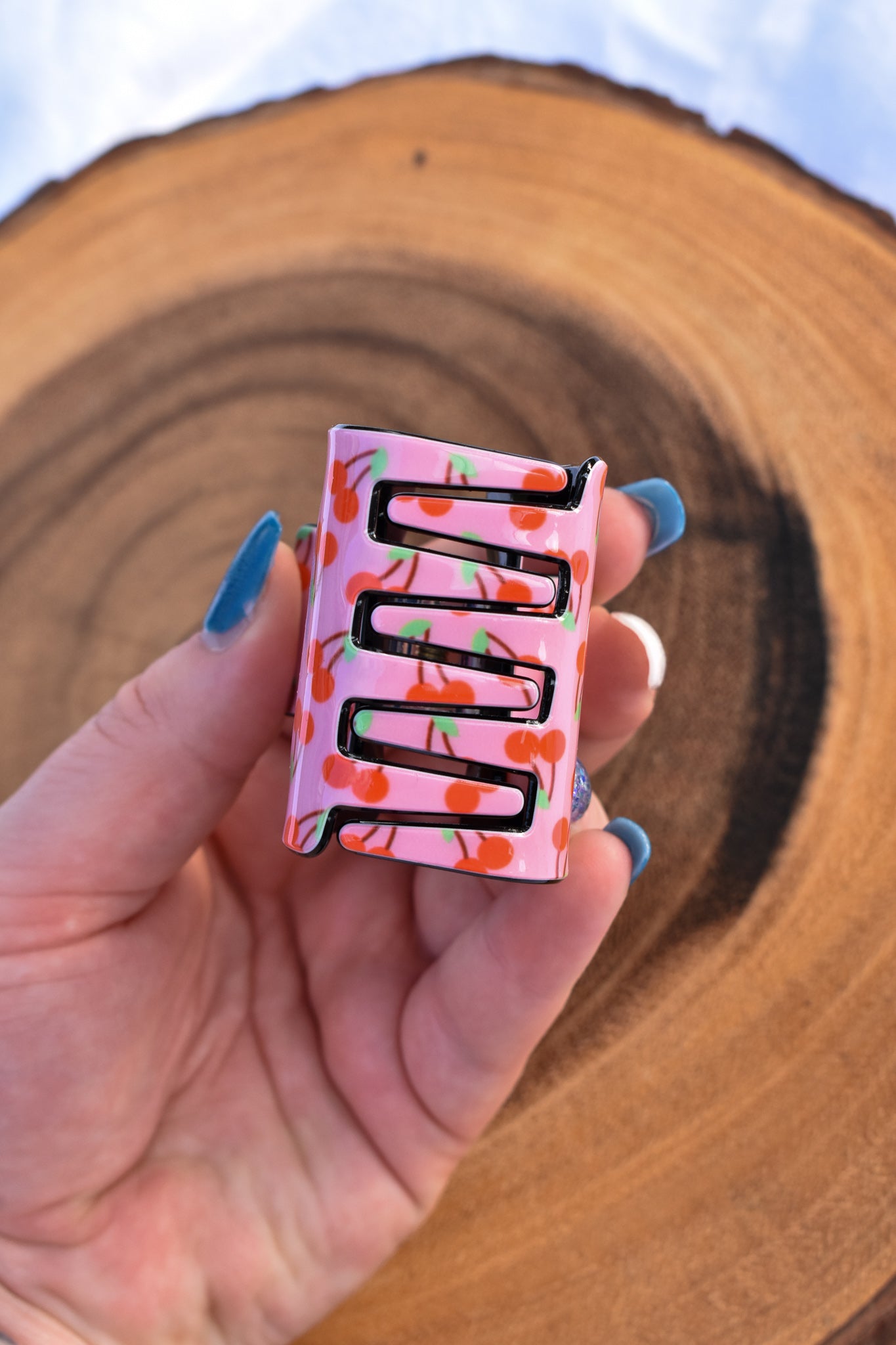 Cherry | Square Claw