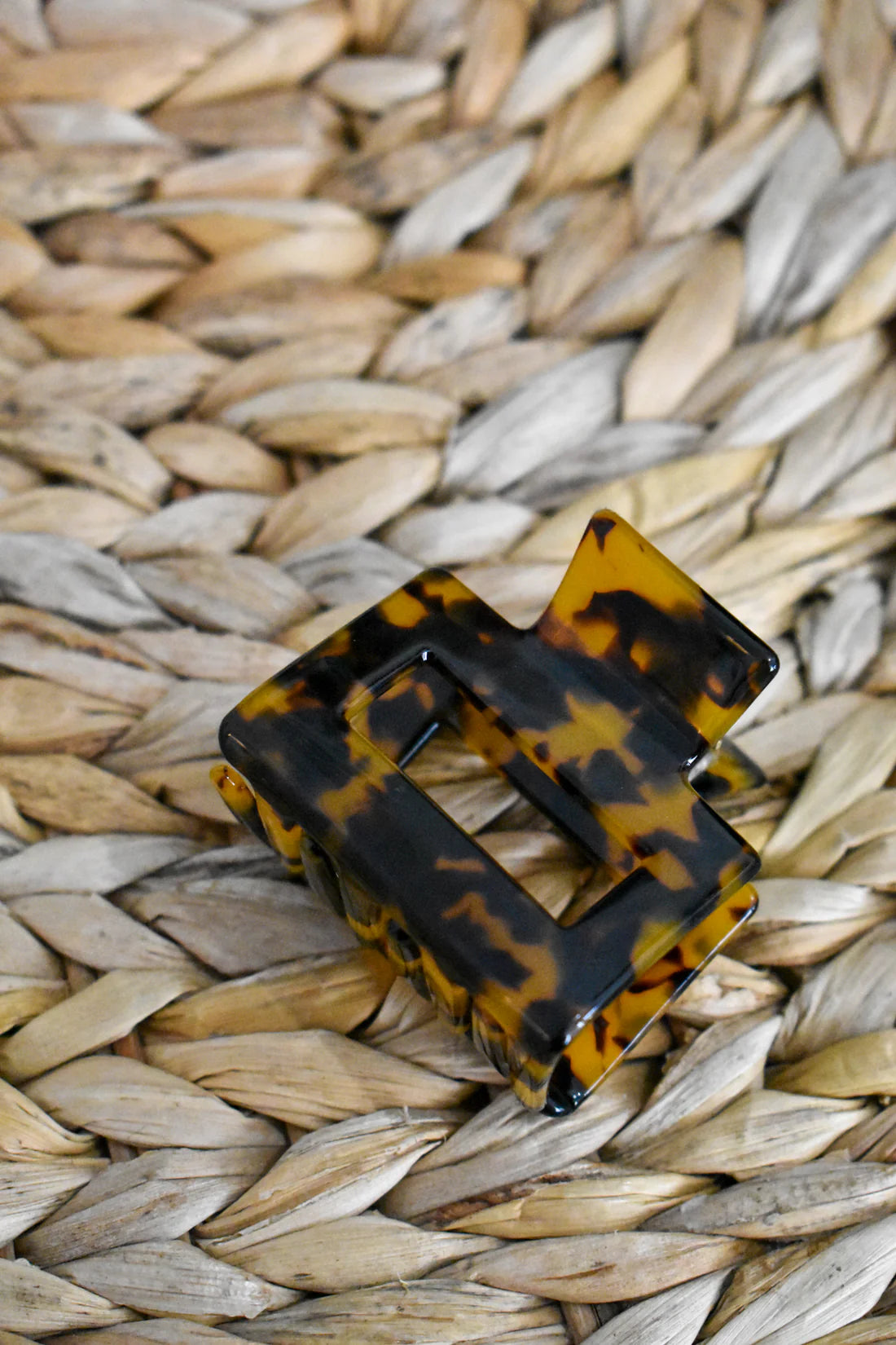 Dark Tortoise Square Claw Clip