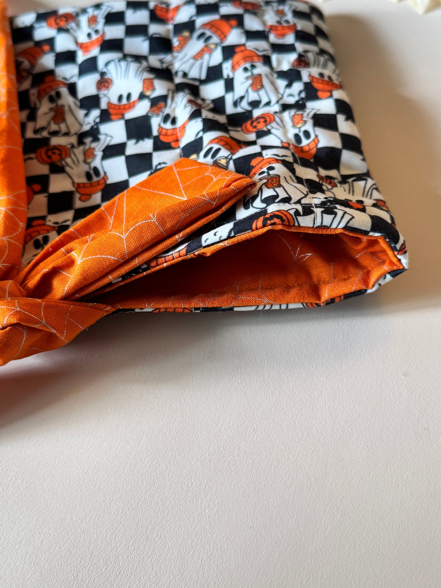 Spooky Sips Quilted Book Sleeve