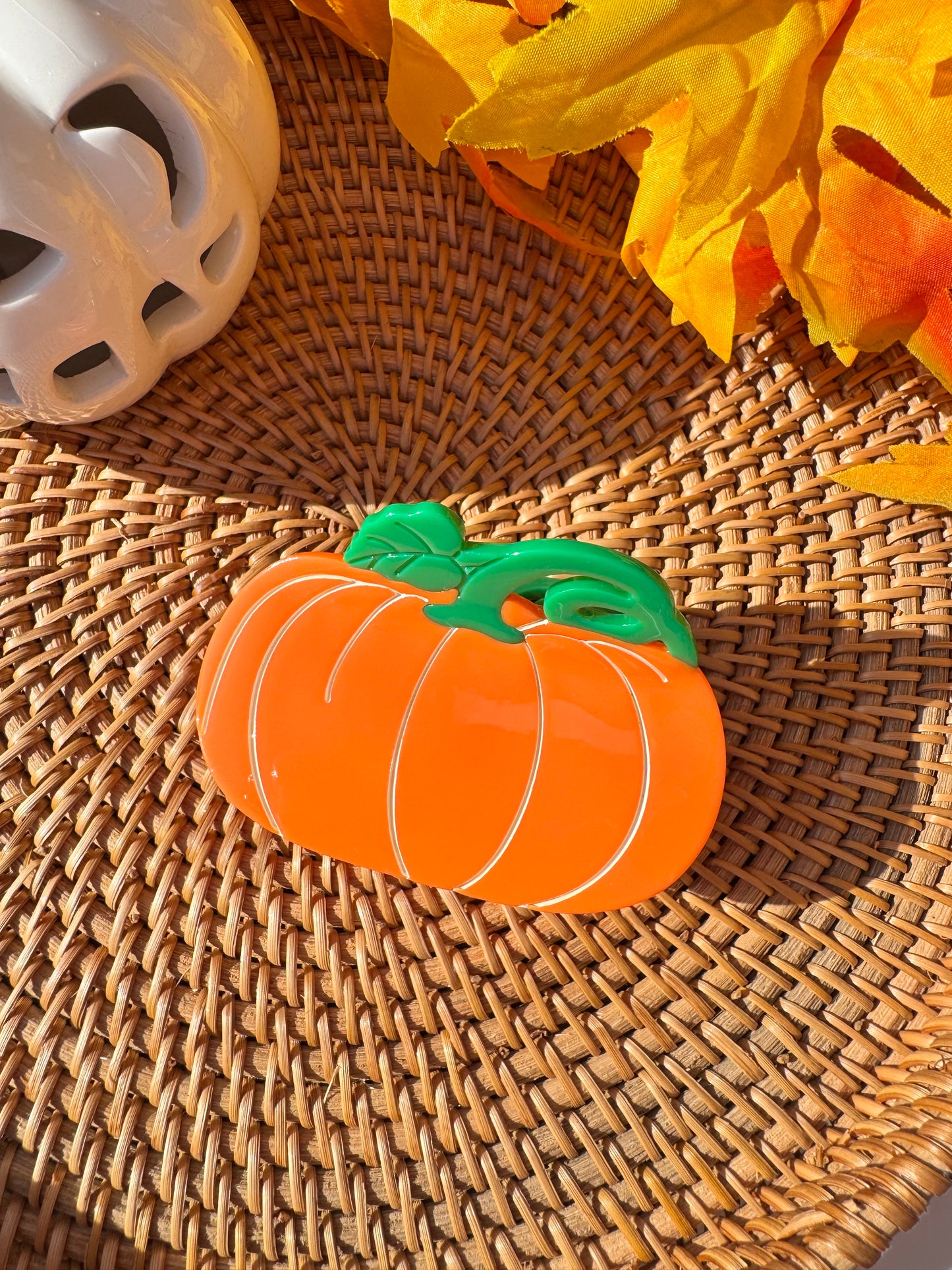 Pumpkin Claw