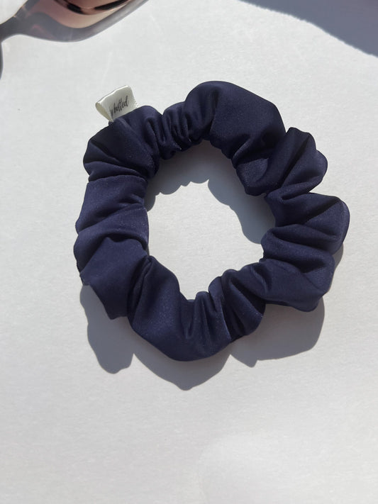 In the Navy Skinny Swim Scrunchie