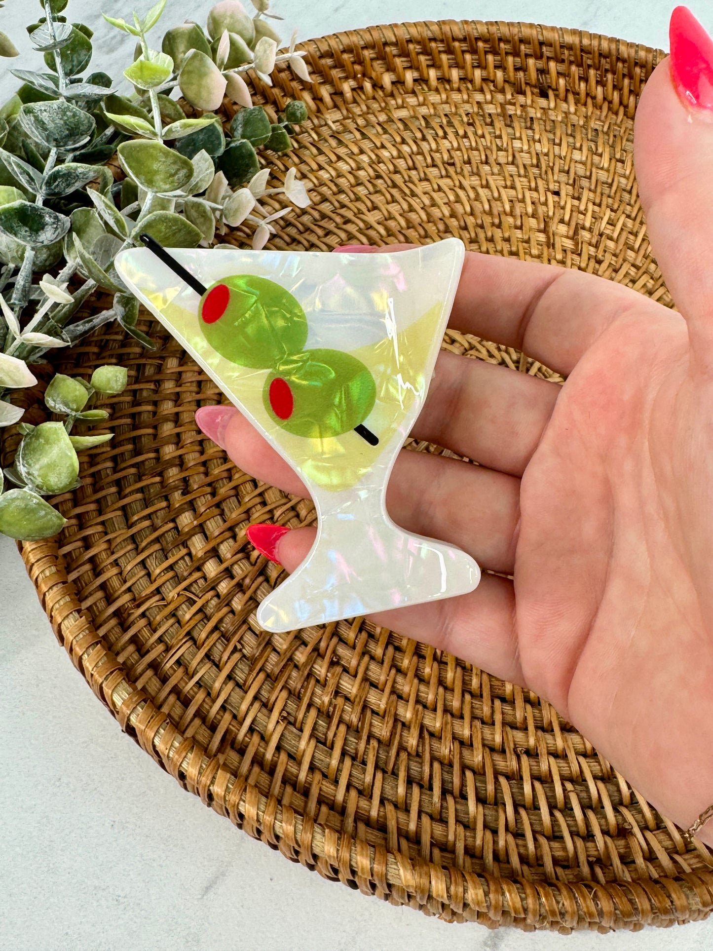 Martini Statement Claw