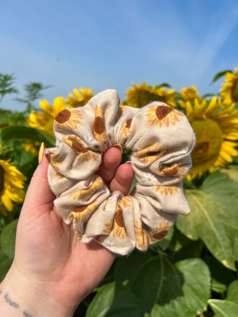 Sunflower Dream | Classic Scrunchie
