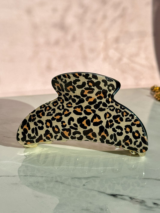 Golden Leopard Curve Claw