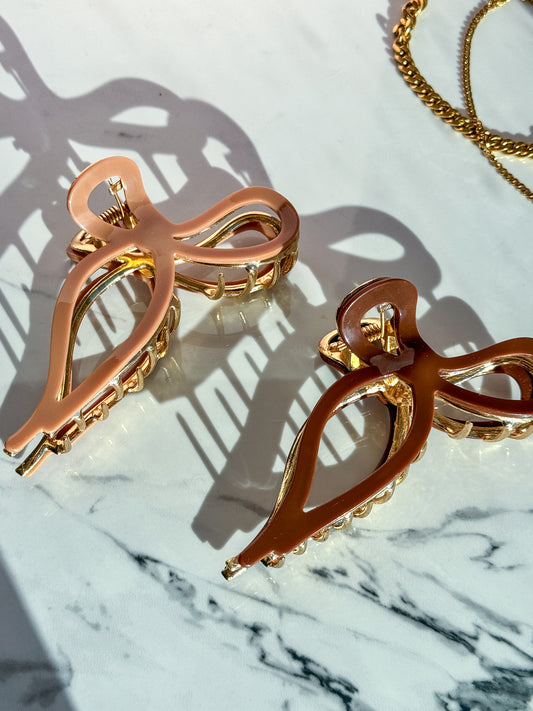 Golden Darling Bow Claw