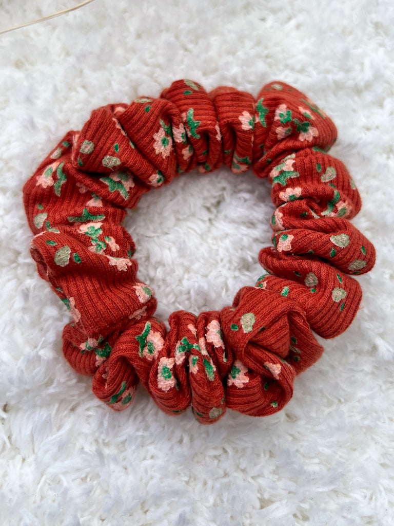 Pumpkin Spice Floral | Skinny Scrunchie