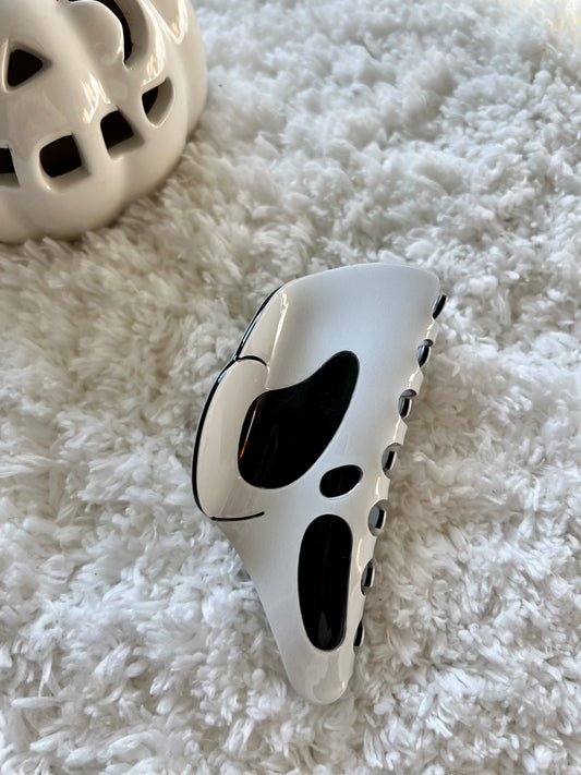 Ghost Face Spooky Claw