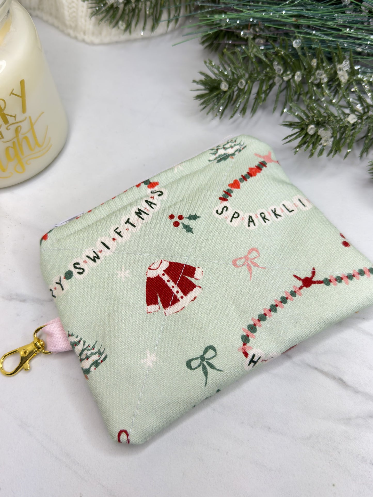 Swiftmas Bracelets Mini Wallet Keychain