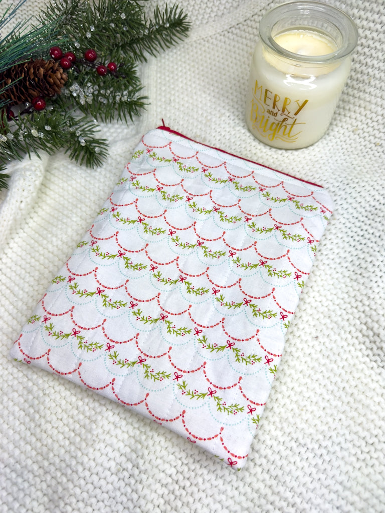 Garland Glow Kindle Sleeve