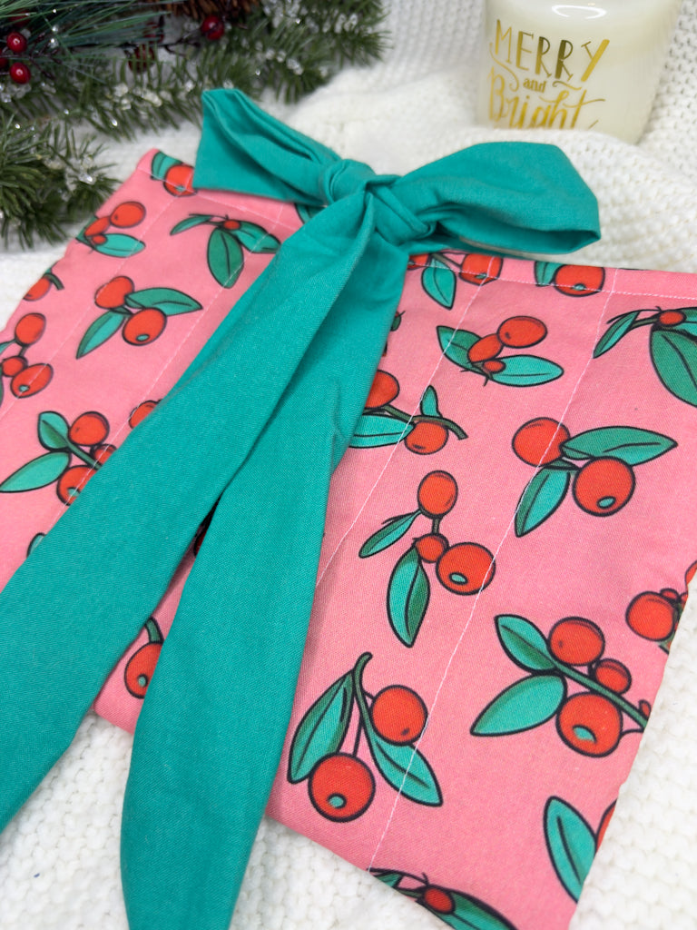Pink Cranberry Cheer Quilted Book Sleeve