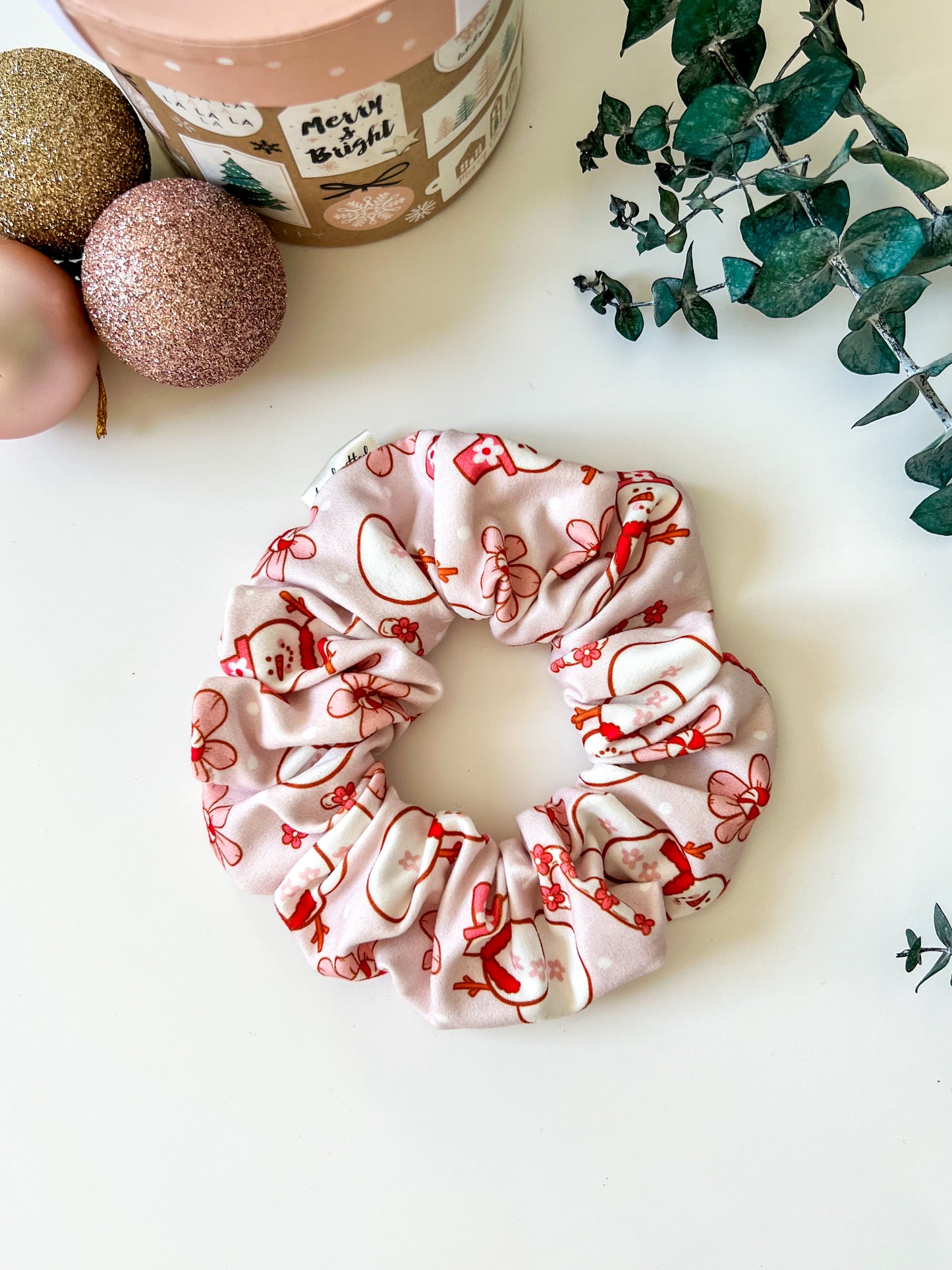 Floral Frosty Scrunchie