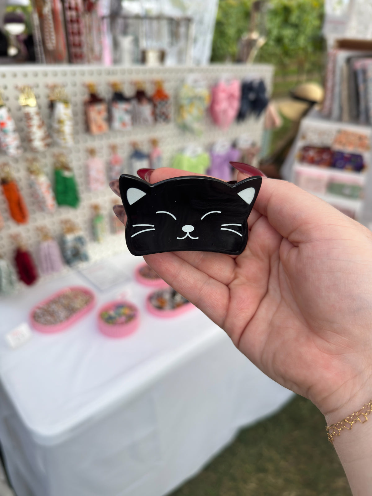 Black Cat Spooky Claw