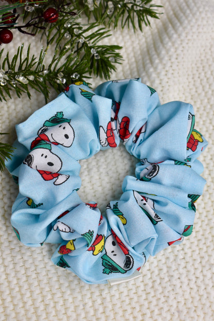 Snoopy Christmas | Classic Scrunchie