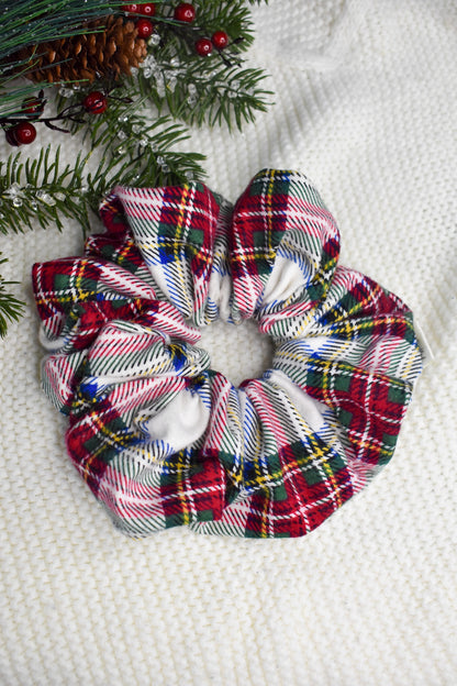 Christmas Traditions | Mega Scrunchie