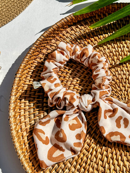 Cozy Cheetah | Skinny Scrunchie