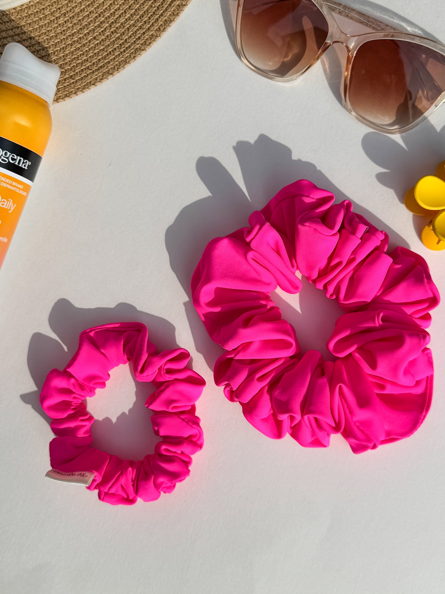 Cosmopolitan Swim Scrunchie