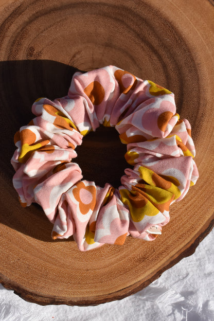 Groovy | Classic Scrunchie