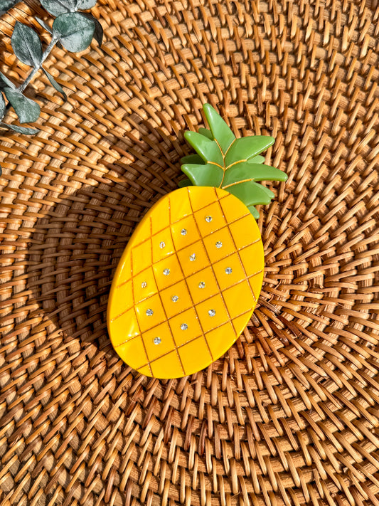 Pineapple Pop Statement Claw