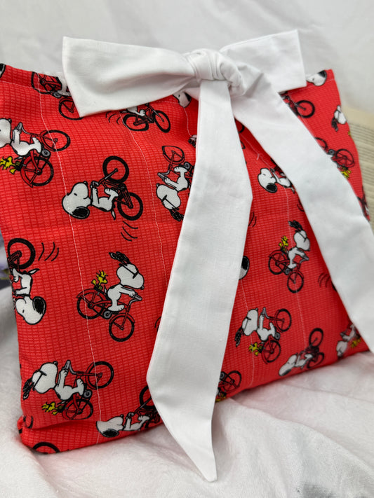 Snoopy On The Go Quilted Book Sleeve