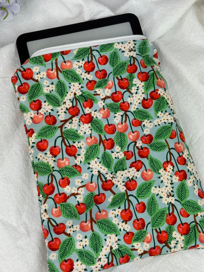 Bloom and Berry Quilted Kindle Sleeve