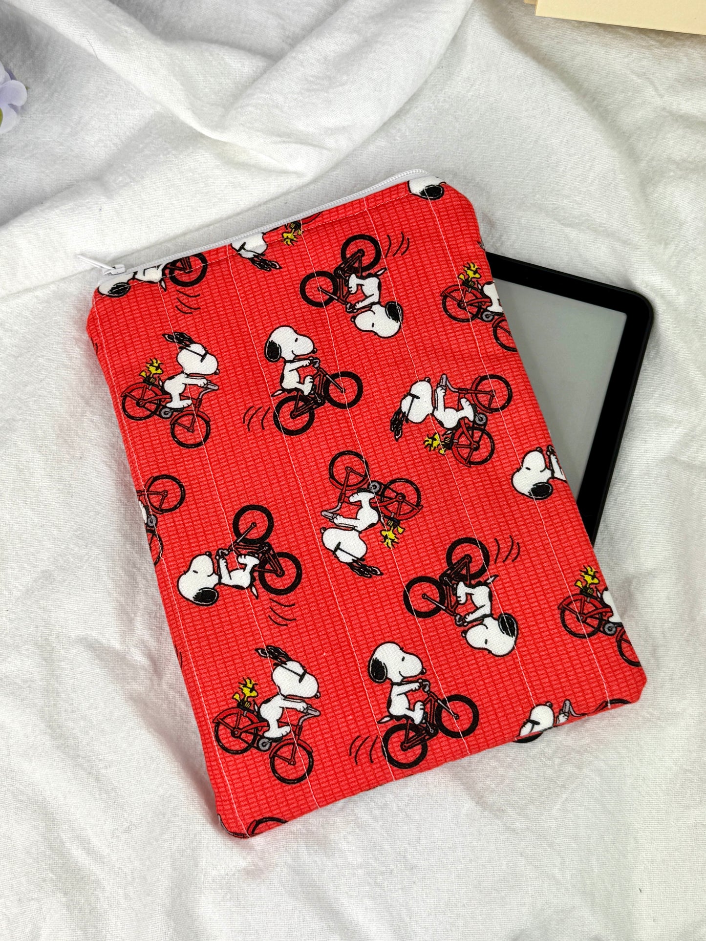 Snoopy On The Go Quilted Kindle Sleeve
