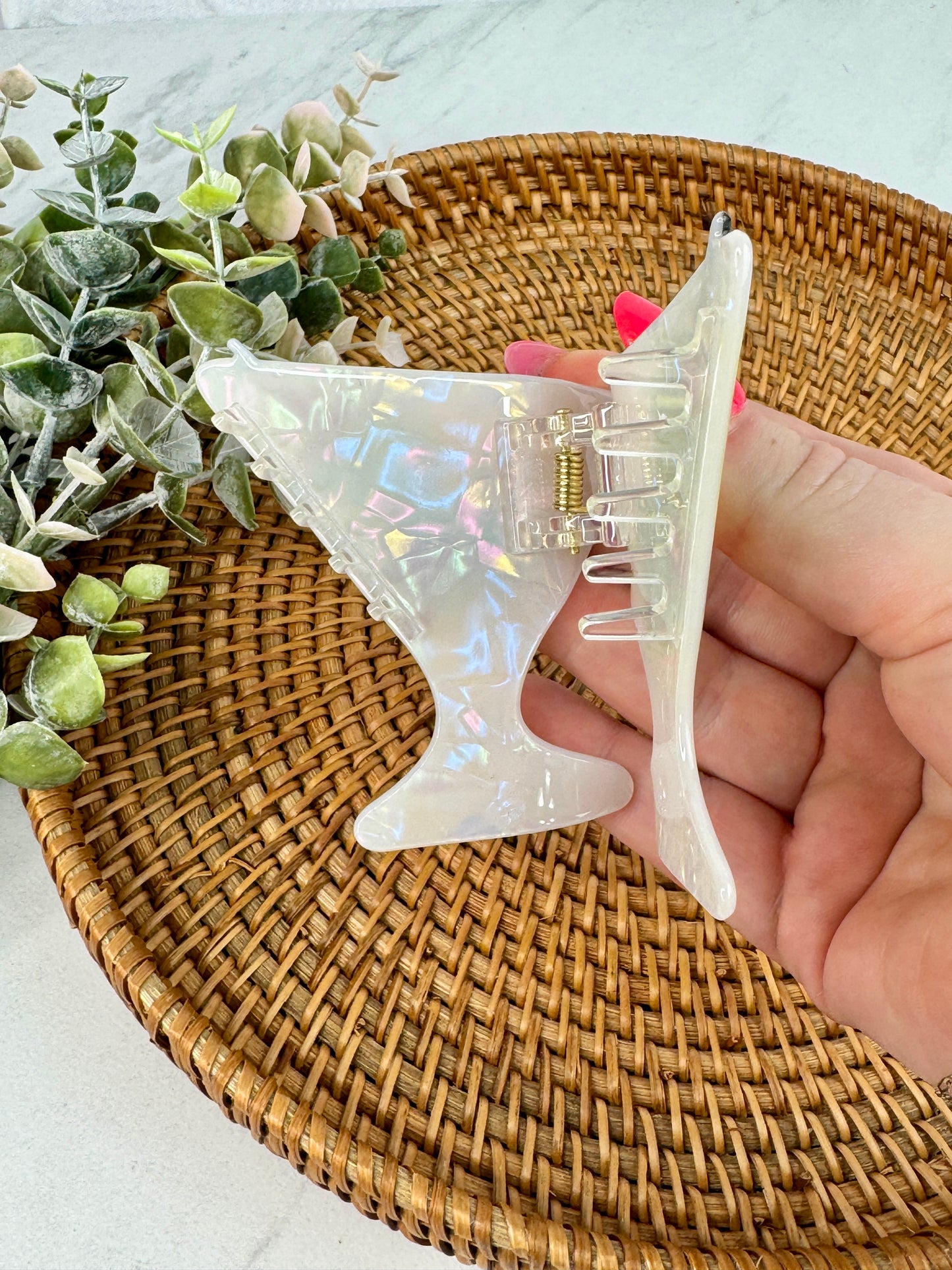 Martini Statement Claw