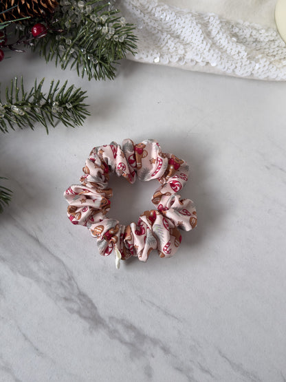 Gingerbread Cutie Scrunchie