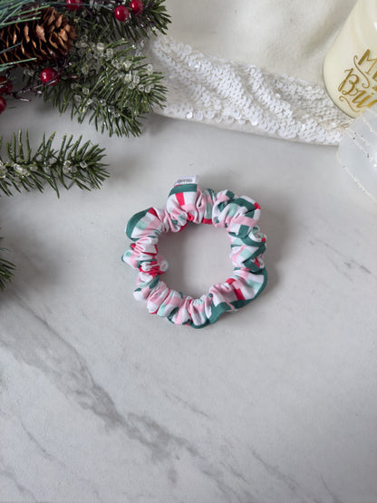 Wavy Winter Plaid Scrunchie