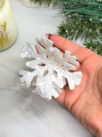 Snowflake Holiday Claw