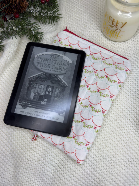 Garland Glow Kindle Sleeve