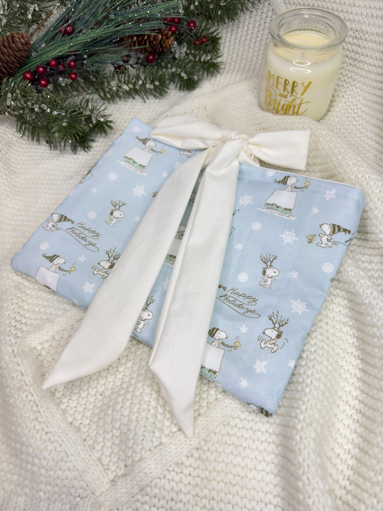 Snoopy Happy Holidays Quilted Book Sleeve