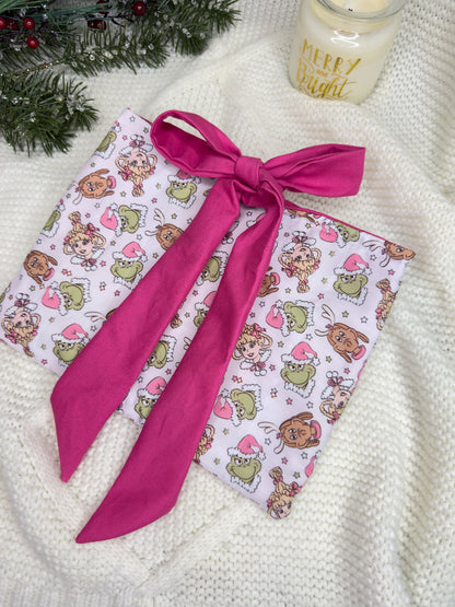 Grinchmas Quilted Book Sleeve