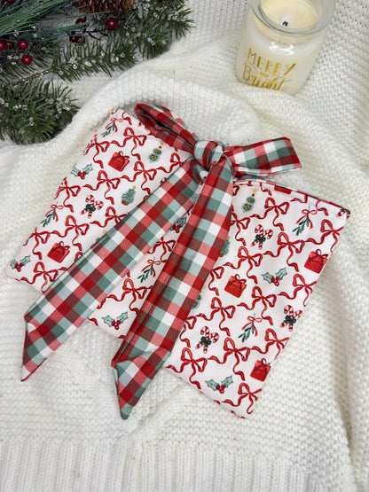 Merry Little Bows Quilted Book Sleeve