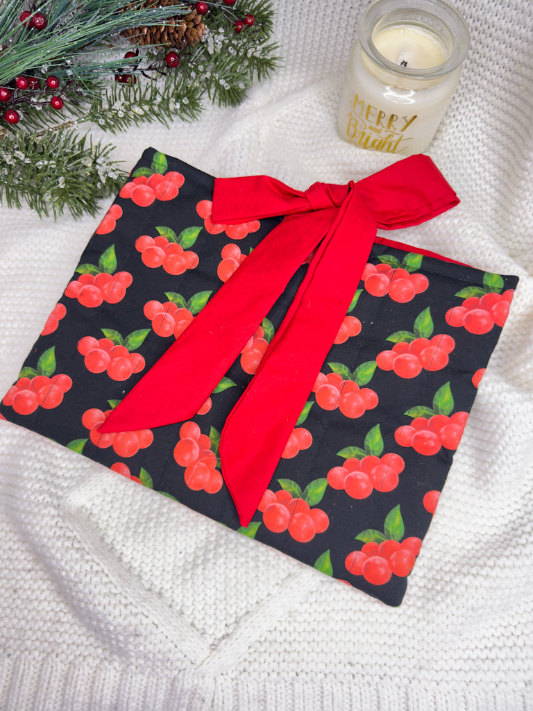 Black Berry Quilted Book Sleeve