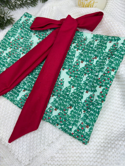 Jolly Little Trees Quilted Book Sleeve