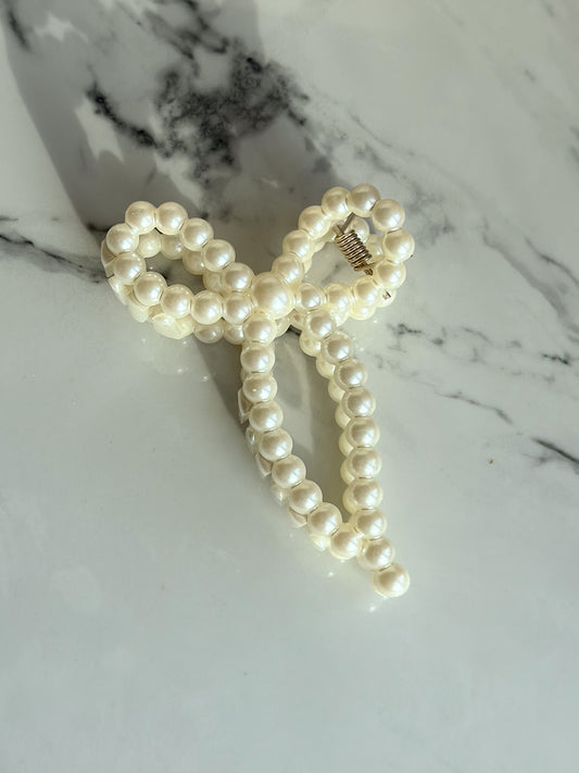 Pearl Darling Bow Claw