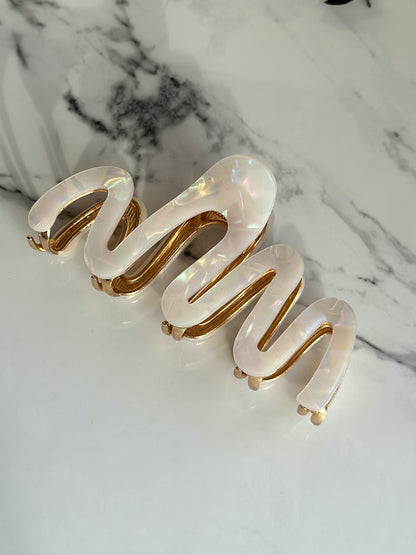 Golden Waves Claw Clip