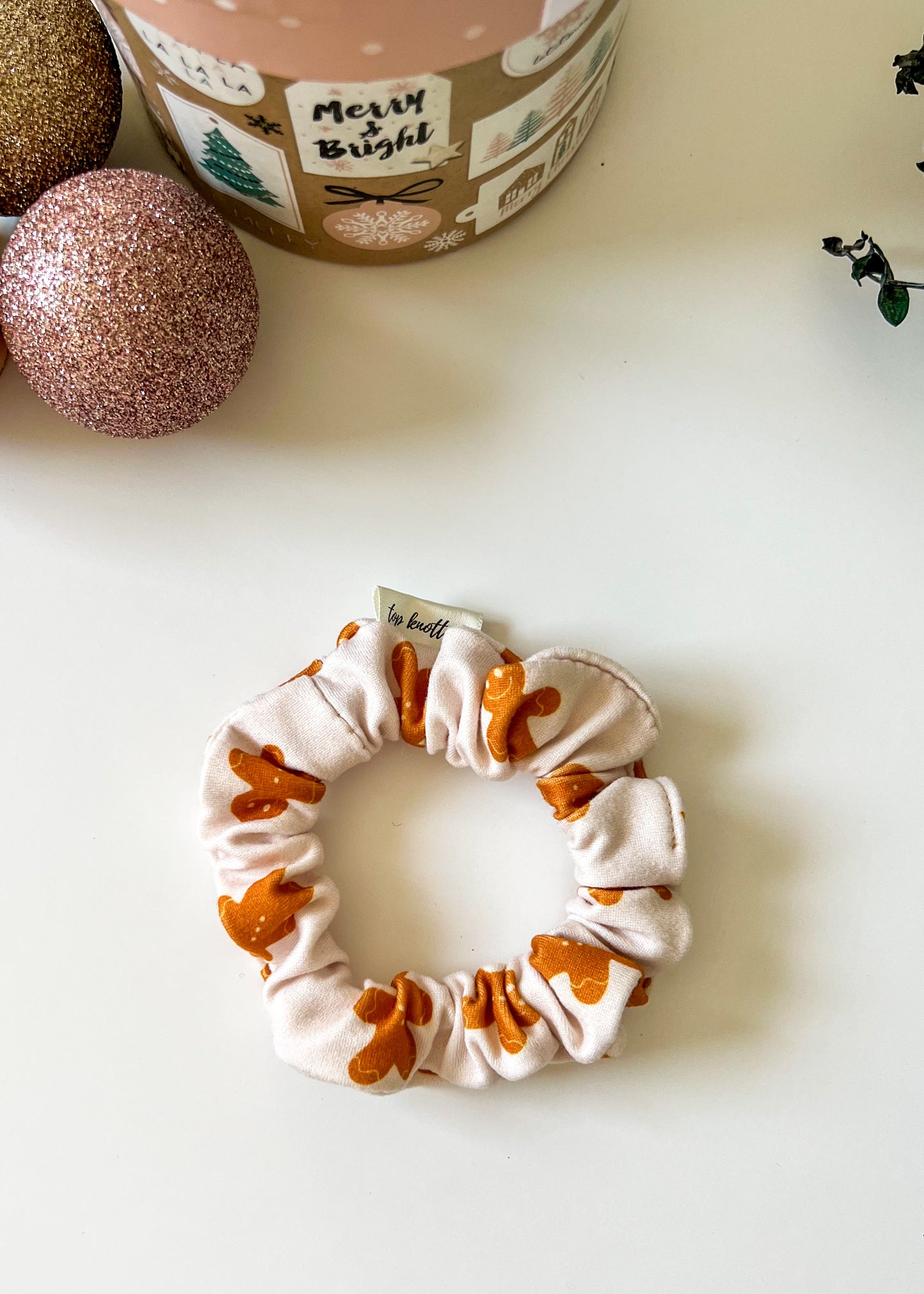 Gingerbread Man | Skinny Scrunchie