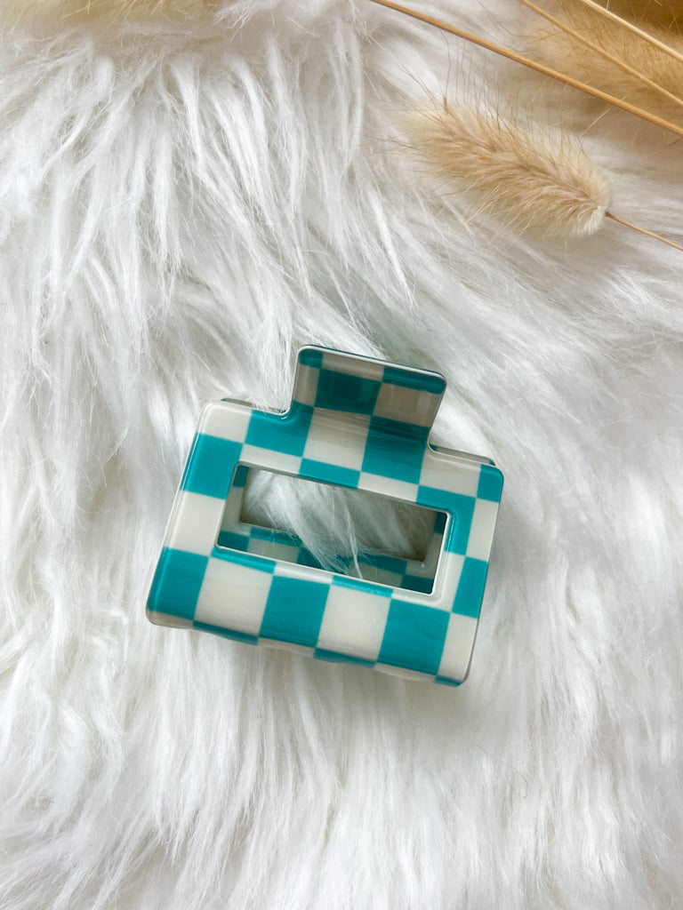 Aqua | Checkered Square Claw