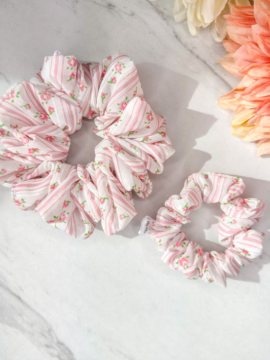 Rosy Dream Scrunchie