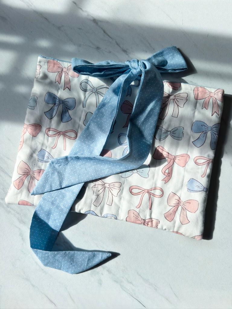 Bow Bliss Quilted Book Sleeve