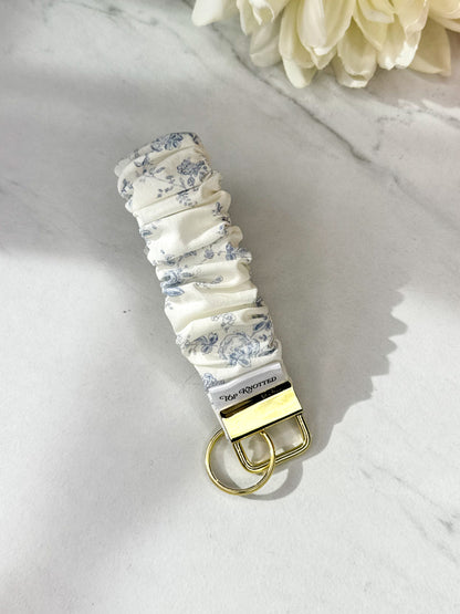 Vintage Toile Scrunchie Wristlet