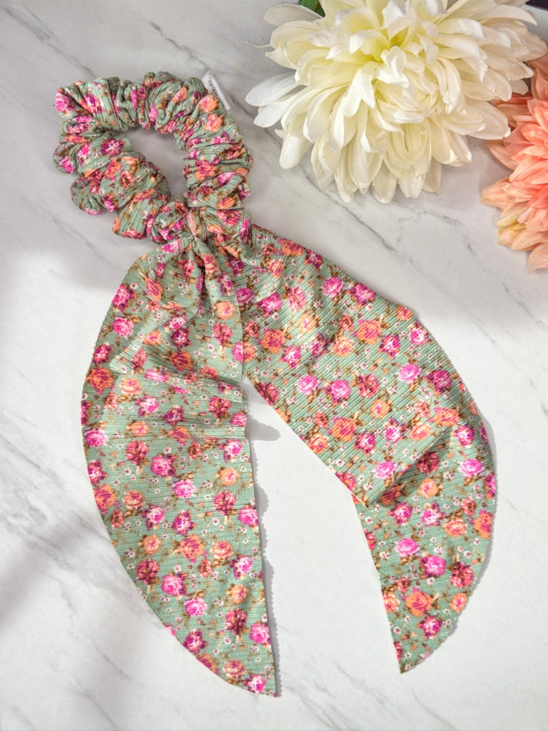 English Garden Scrunchie Scarf